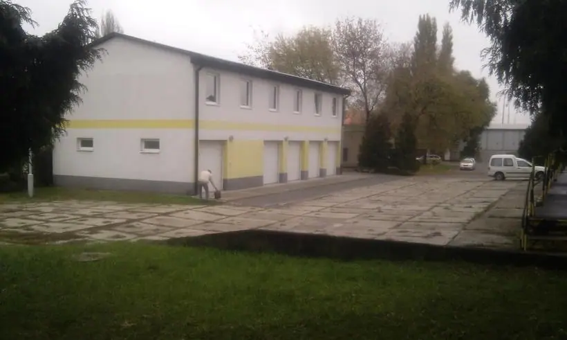 Spevnené plochy Komárno, fotografia 4
