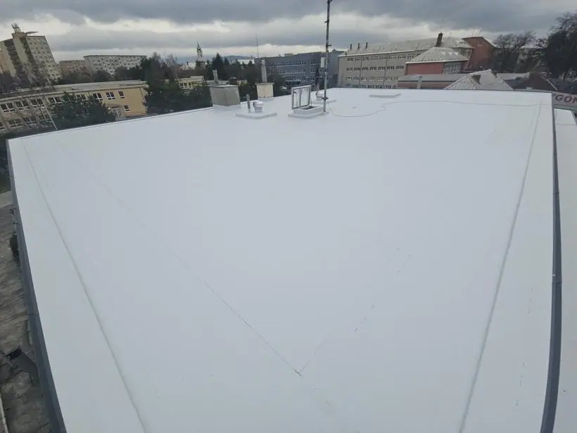 Plochá strecha, Topoľčany, fotografia 3