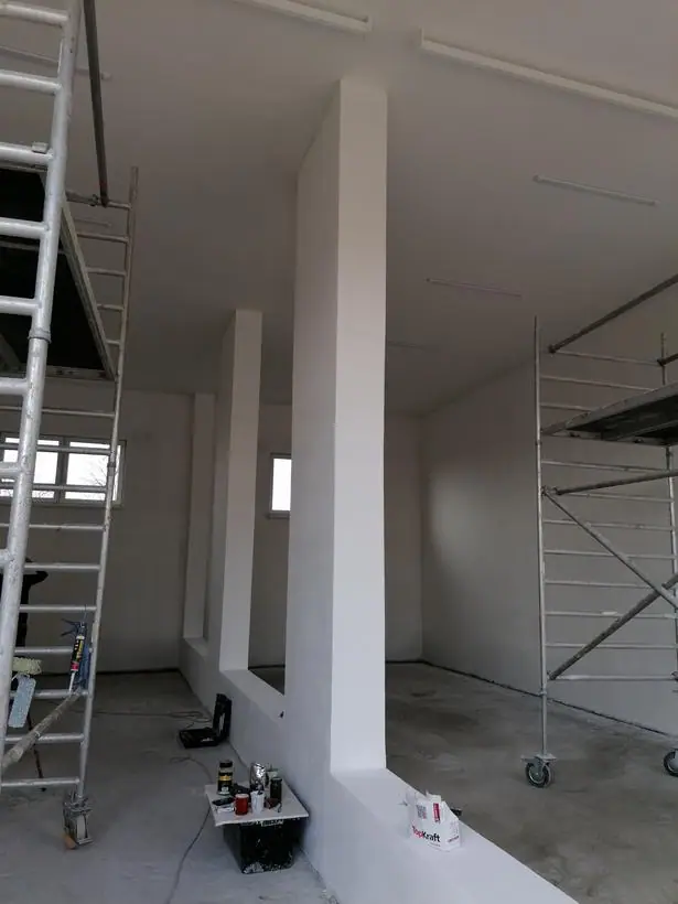 Vyhorená hala Žabokreky nad Nitrou